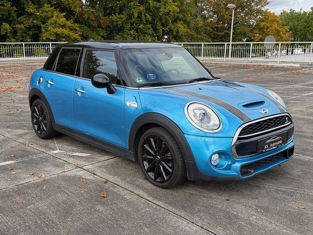 Second-hand Mini Cooper SD 170 CP (125 kW) 2016 Albastru Hatchback