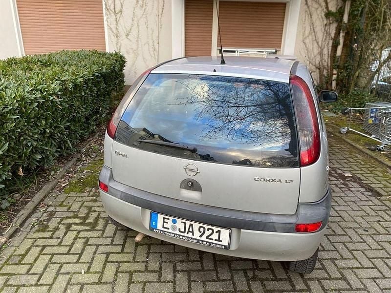 Gebraucht Opel Corsa 75 PS (55 kW) 2002 Silber Kleinwagen