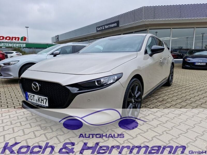 Platinum quartz m Gebraucht 2024 Mazda 3 Homura-Line Limousine | 25.090 € (Superpreis) - Bild 1/4