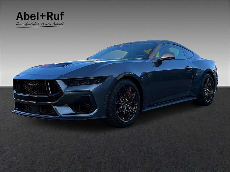 Neu Ford Mustang GT 446 PS (328 kW) 2026 Carbonized gray/asher gray Kleinwagen