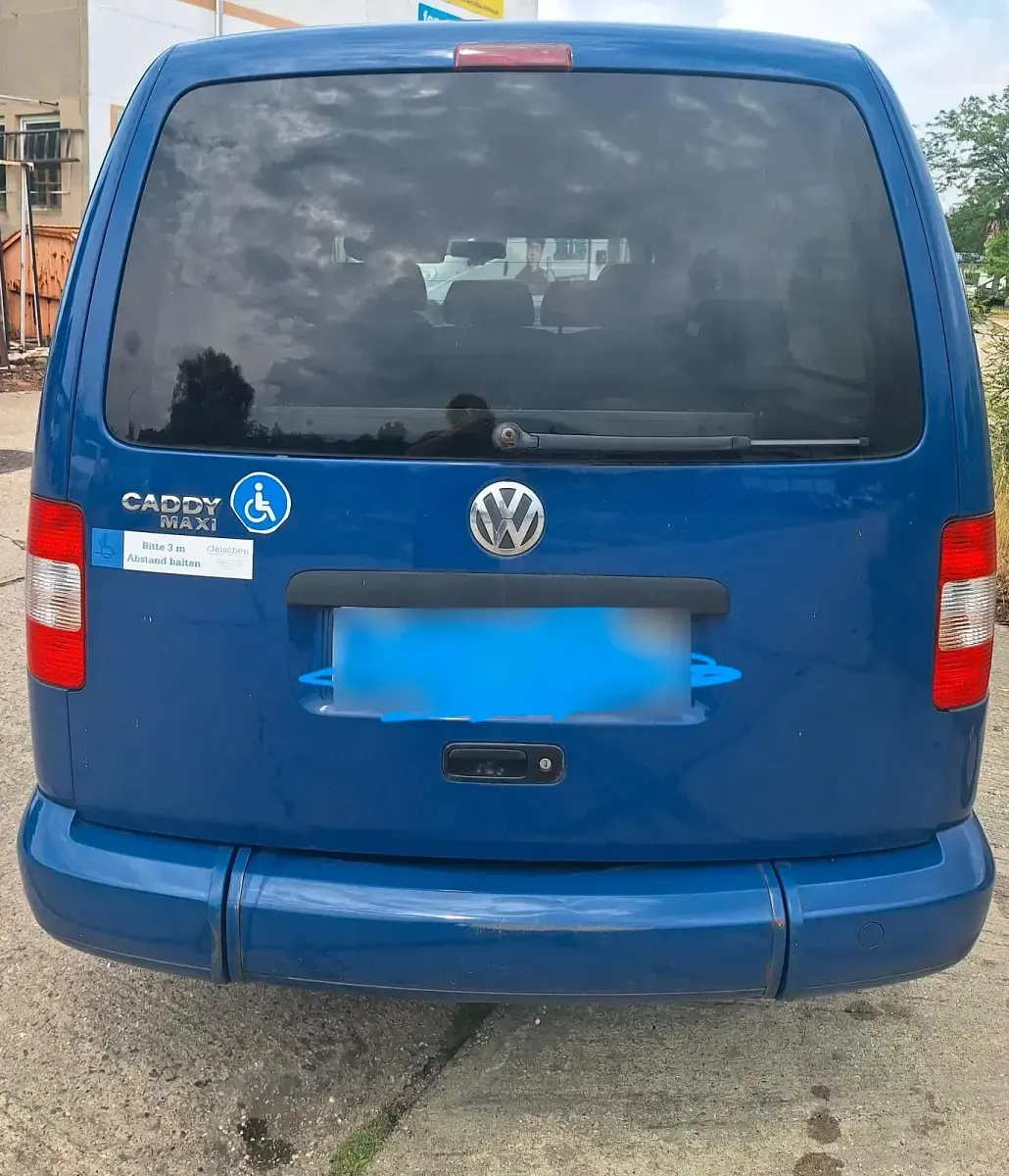 Gebraucht VW Caddy Maxi 105 PS (77 kW) 2009 Blau Van / Kleinbus