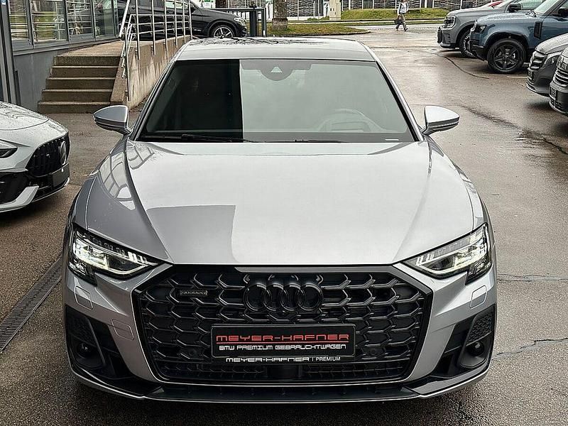Second-hand Audi A8 340 CP (250 kW) 2024 Argintiu Berlinǎ