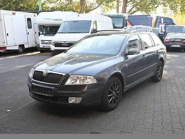 Grau Gebraucht 2008 Skoda Octavia Kombi | 2.950 € (Guter Preis) - Bild 1/4