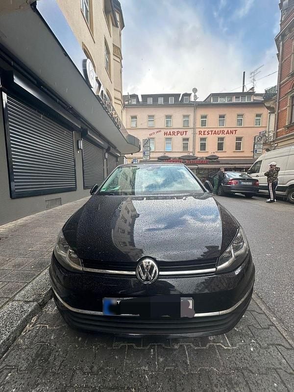 Gebraucht VW Golf VII Join 116 PS (85 kW) 2019 Schwarz Limousine