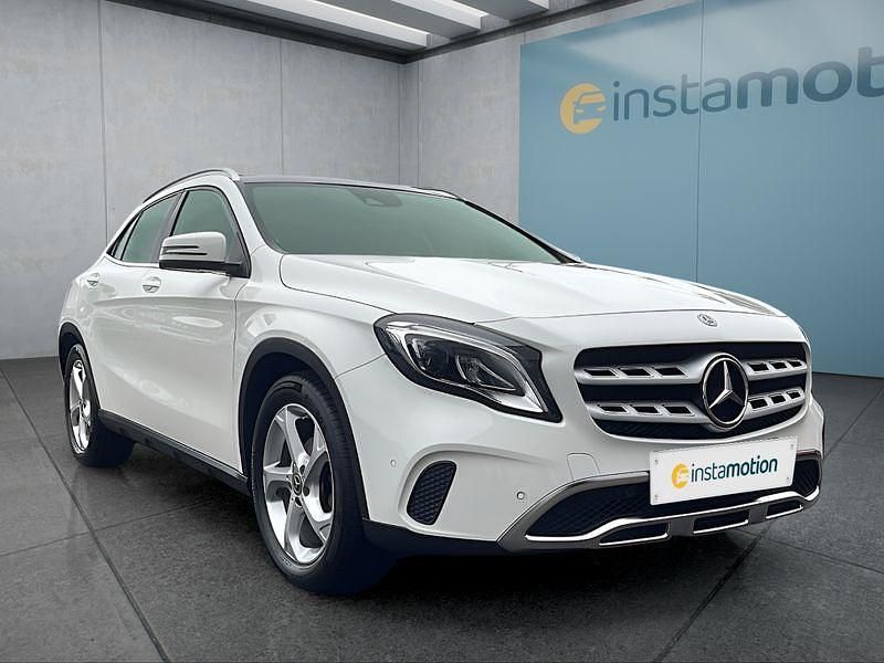 Gebraucht Mercedes GLA180 122 PS (89 kW) 2020 Weiß SUV