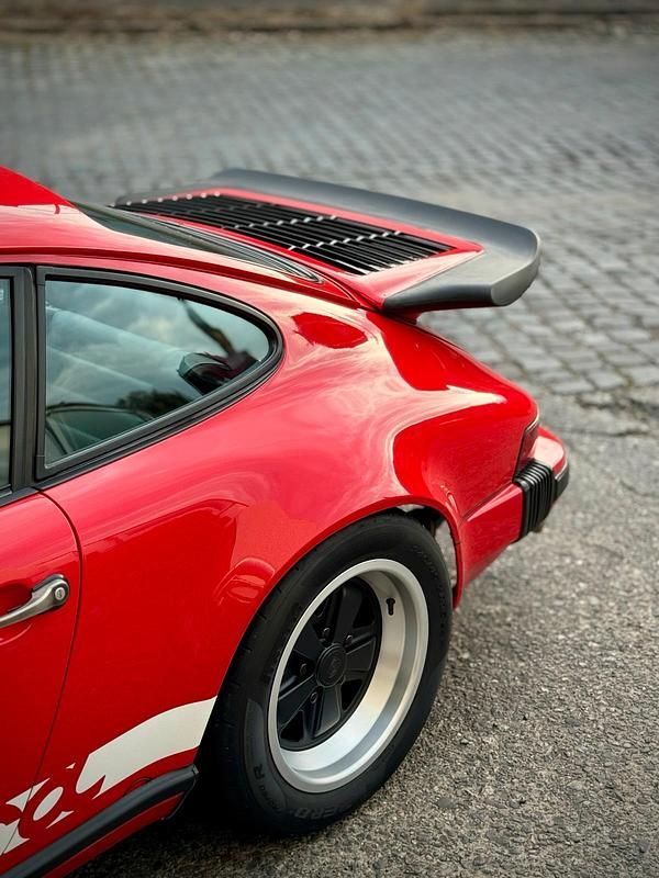 Rot Gebraucht 1985 Porsche 911 Coupé | 74.911 € - Bild 1/4