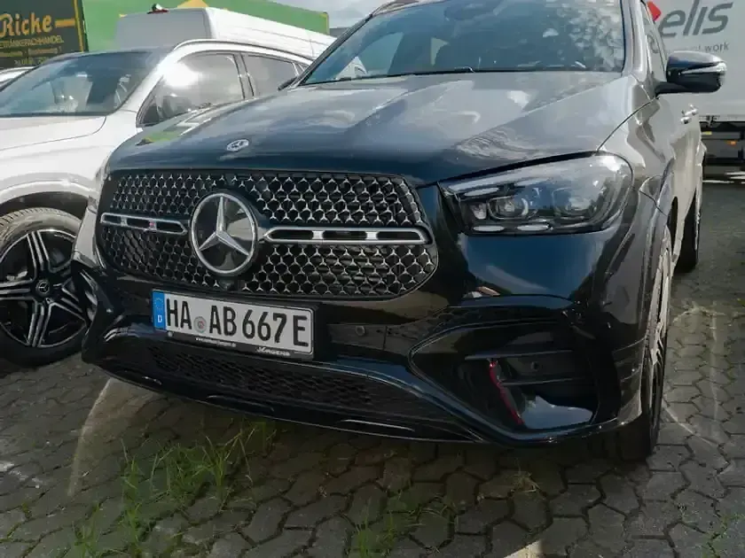 Gebraucht Mercedes GLE350 AMG 197 PS (144 kW) 2026 Schwarz metalliclack obsidianschwarz metallic SUV