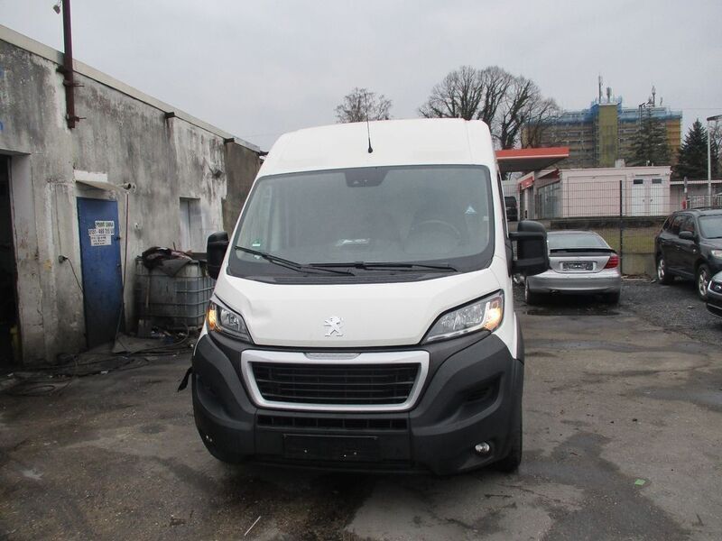 Weiß Gebraucht 2019 Peugeot Boxer S Van | 8.499 € (Superpreis) - Bild 1/4