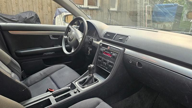 Gebraucht Audi A4 131 PS (96 kW) 2002 Silber Kombi