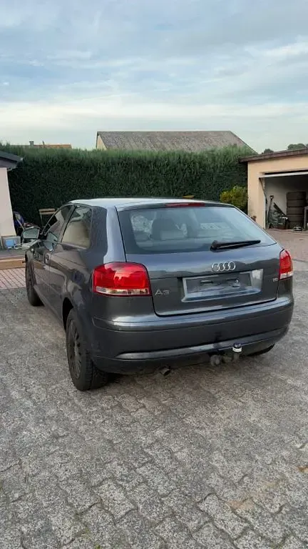 Gebraucht Audi A3 102 PS (75 kW) 2006 Grau Kleinwagen