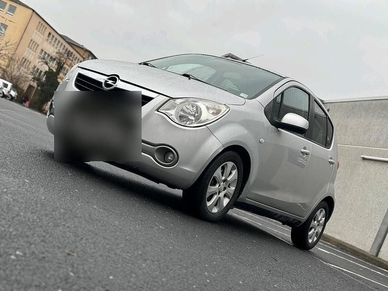 Gebraucht Opel Agila 86 PS (63 kW) 2009 Silber Kleinwagen
