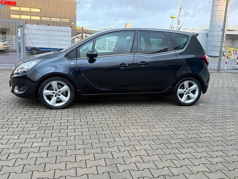 Gebraucht Opel Meriva Innovation 140 PS (102 kW) 2015 Schwarz Van / Kleinbus