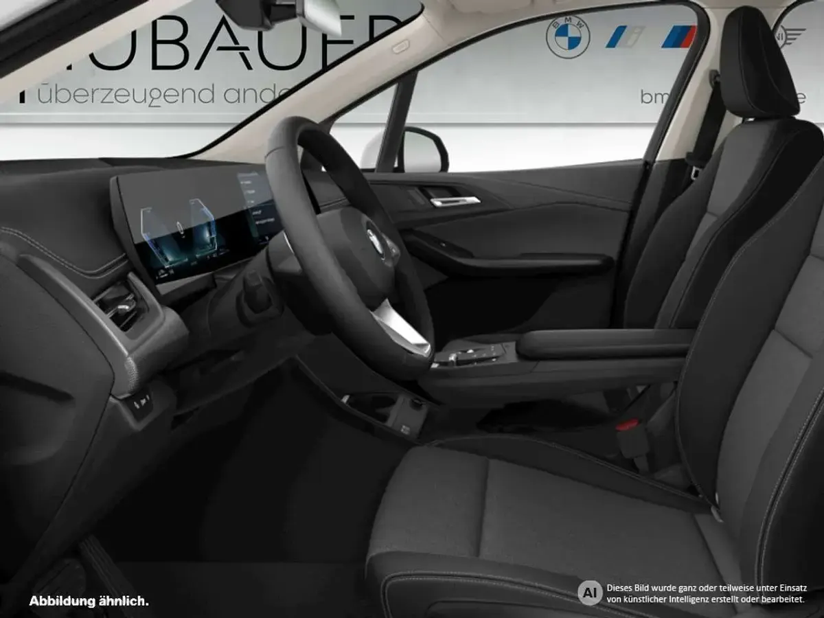 Gebraucht BMW 225 Active Tourer 245 PS (180 kW) 2023 Weiß Van / Kleinbus