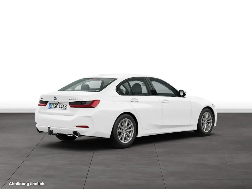 Gebraucht BMW 320 190 PS (139 kW) 2025 Weiß Limousine