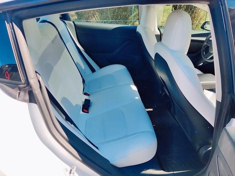 Gebraucht Tesla Model 3 239 kW (325 PS) 2022 Weiß Limousine
