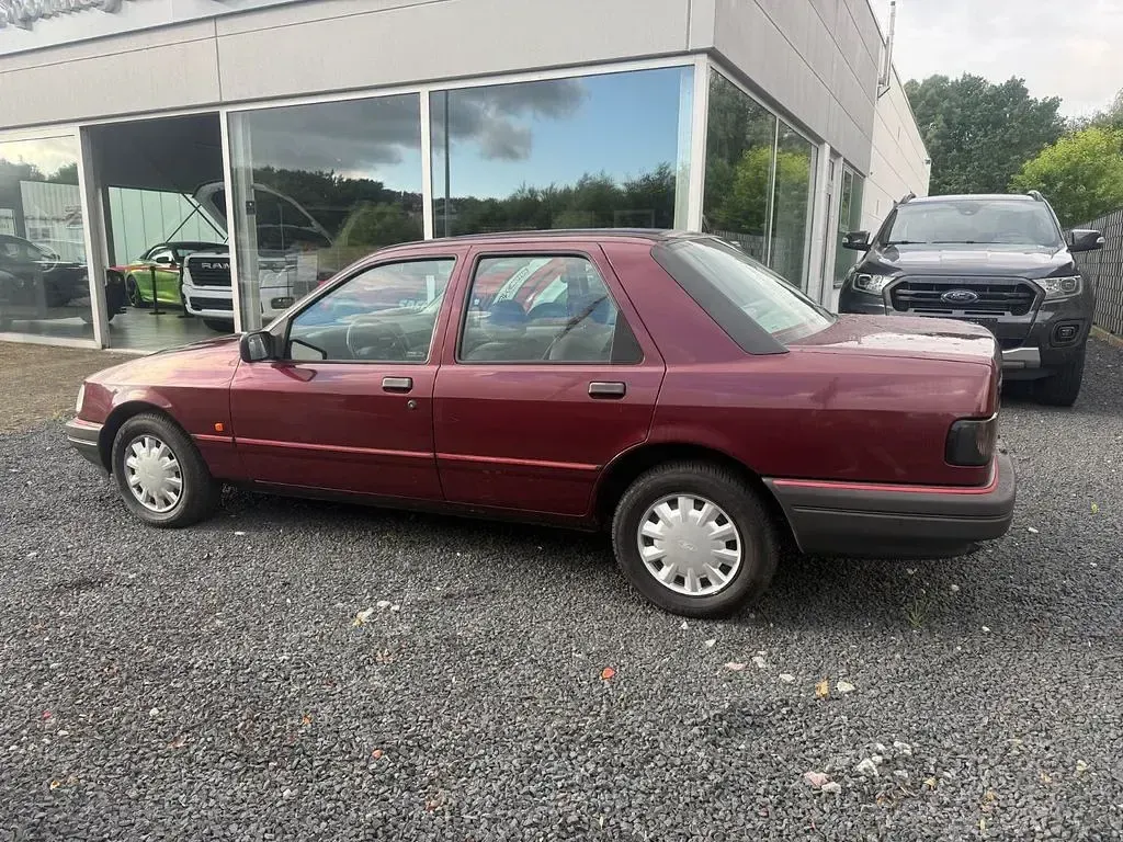 Gebraucht Ford Sierra 101 PS (74 kW) 1990 Rot Limousine