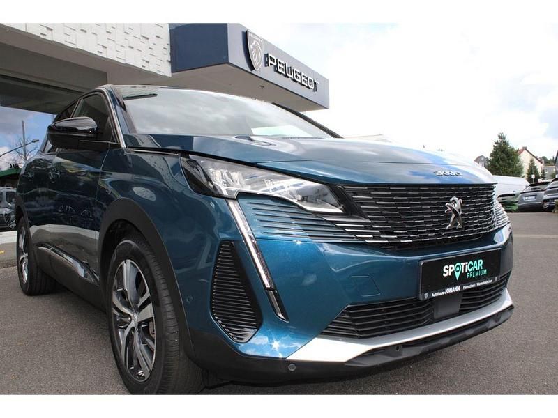 Gebraucht Peugeot 3008 Allure 131 PS (96 kW) 2023 Celebes) (blau SUV