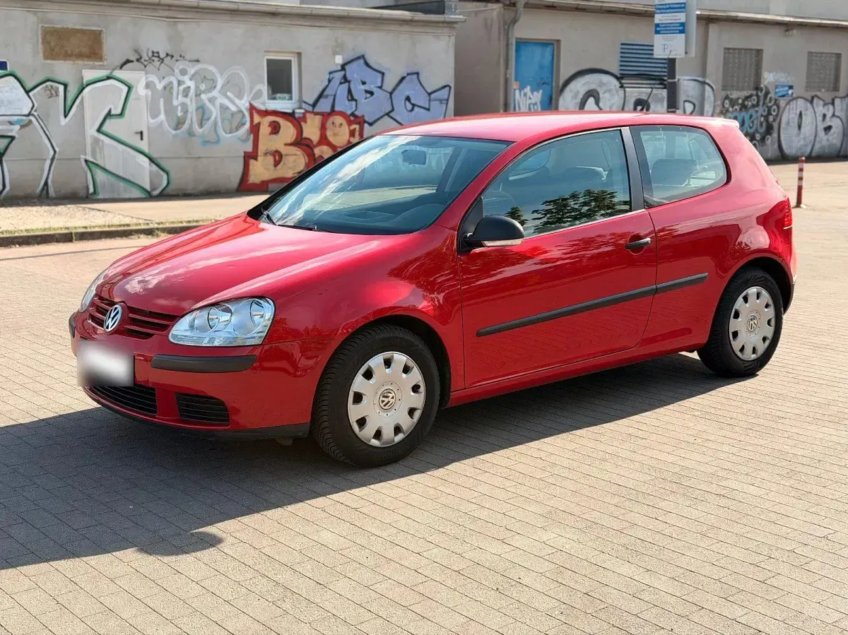 Gebraucht VW Golf V Trendline 102 PS (75 kW) 2008 Rot Kleinwagen