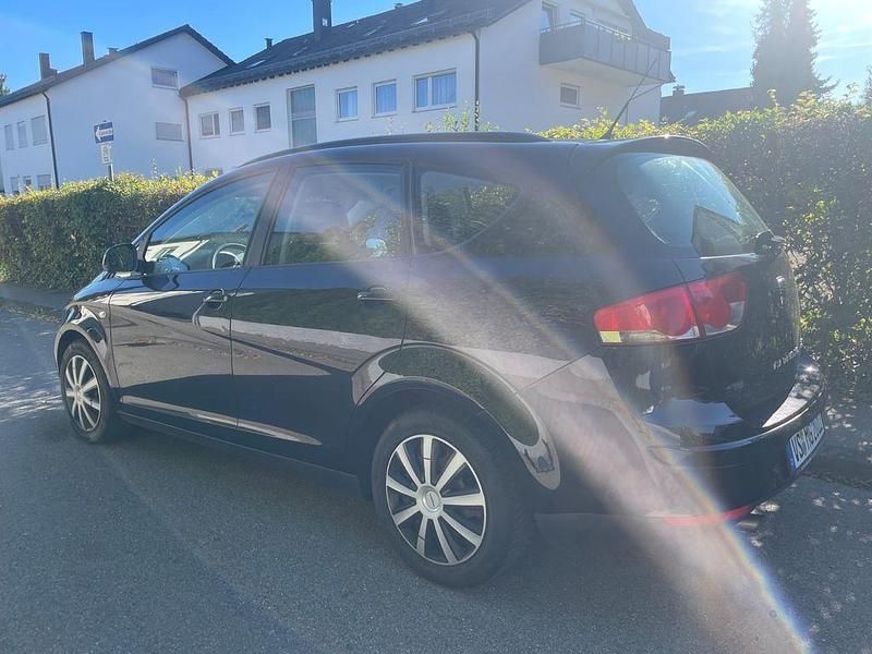 Gebraucht Seat Altea XL 105 PS (77 kW) 2011 Schwarz Van / Kleinbus