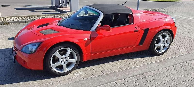 Gebraucht Opel Speedster 147 PS (108 kW) 2002 Rot Cabrio