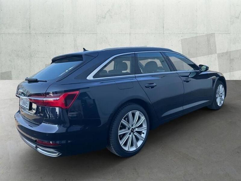 Gebraucht Audi A6 Ambiente 265 PS (194 kW) 2022 Blau Limousine