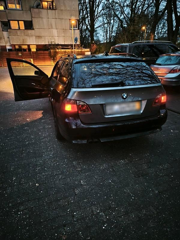 Gebraucht BMW 525 177 PS (130 kW) 2004 Kombi