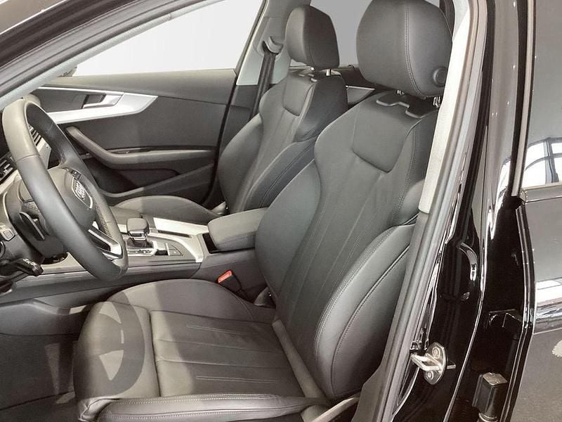 Gebraucht Audi A4 S-Line 204 PS (150 kW) 2023 Schwarz Kombi