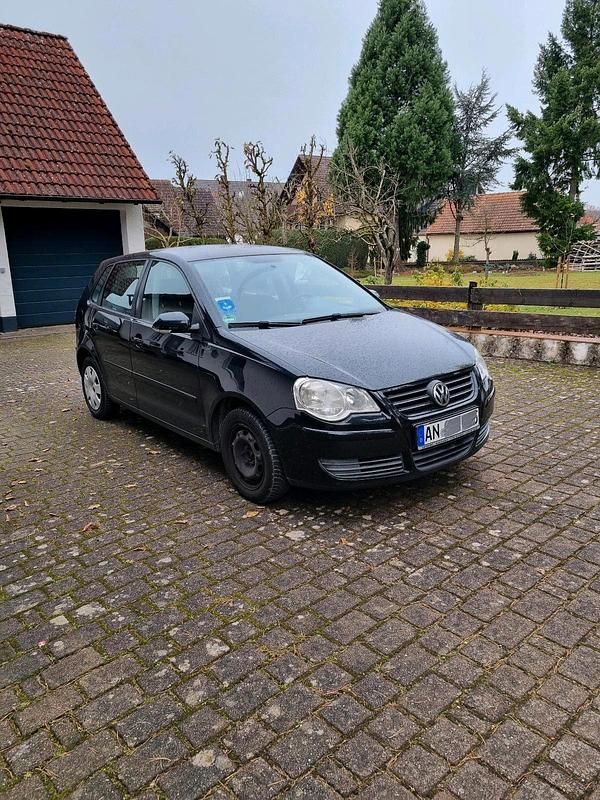 Schwarz Gebraucht 2006 VW Polo Trendline Limousine | 999 € (Superpreis) - Bild 1/4