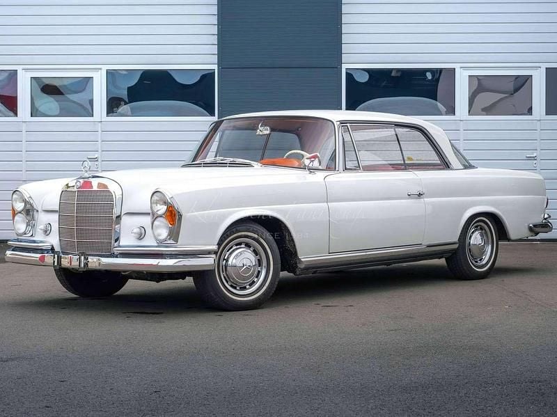Gebraucht Mercedes W111 120 PS (88 kW) 1963 Weiß Coupé