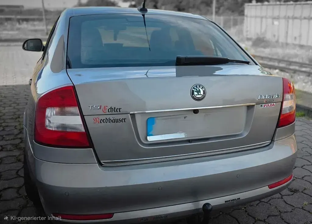 Gebraucht Skoda Octavia Elegance 160 PS (117 kW) 2009 Beige Limousine