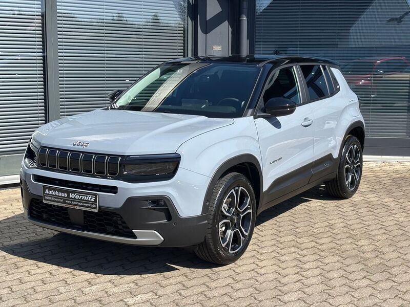 Grau Neu 2025 Jeep Avenger Summit SUV | 32.290 € (Teuer) - Bild 1/4