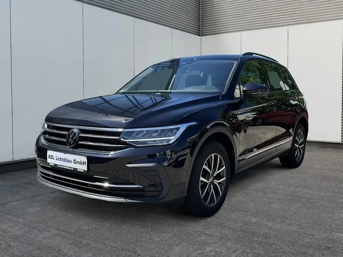 Gebraucht VW Tiguan Life 150 PS (110 kW) 2023 SUV