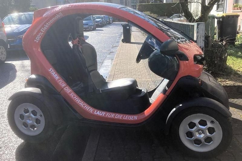 Gebraucht Renault Twizy 11 kW (15 PS) 2012 Rot Kleinwagen