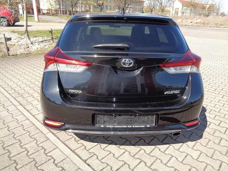 Gebraucht Toyota Auris Design 116 PS (85 kW) 2016 Black mica / ink Limousine