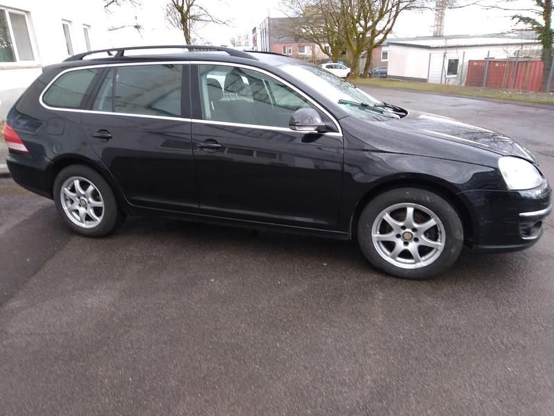 Gebraucht VW Golf VI 105 PS (77 kW) 2008 Schwarz Kleinwagen