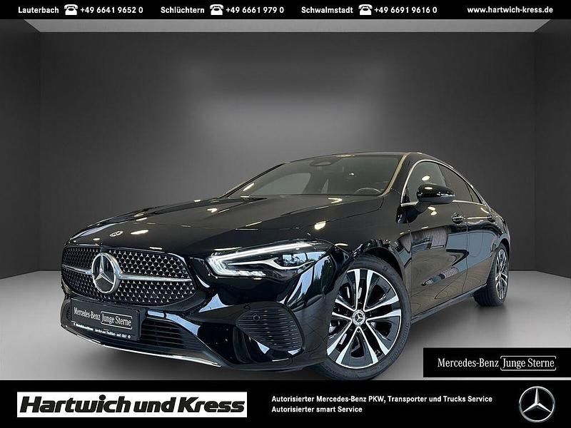 Schwarz Gebraucht 2024 Mercedes CLA180 Advanced Plus Limousine | 30.590 € (Guter Preis) - Bild 1/4