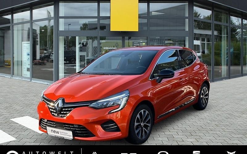 Gebraucht Renault Clio V Komfort 91 PS (66 kW) 2023 Orange Limousine