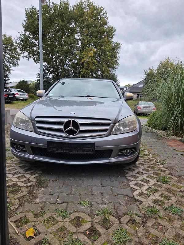 Silber Gebraucht 2008 Mercedes C220 Limousine | 3.500 € (Guter Preis) - Bild 1/4
