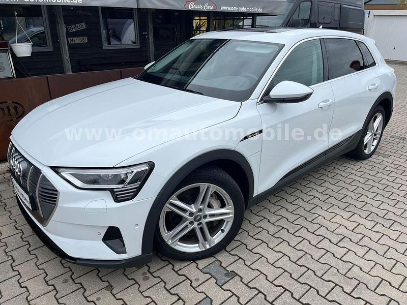 Gebraucht Audi e-tron Sport 300 kW (408 PS) 2023 Weiß SUV