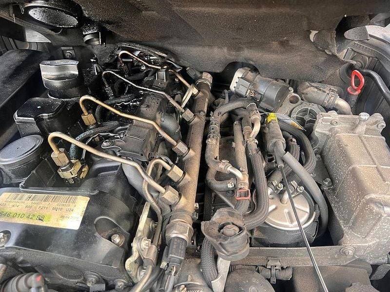 Gebraucht Mercedes E220 Elegance 170 PS (125 kW) 2008 Schwarz Limousine