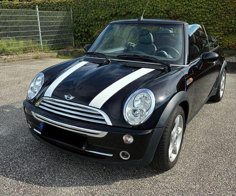 Schwarz Gebraucht 2004 Mini Cooper Cabriolet Cabrio | 5.250 € (Fairer Preis) - Bild 1/4