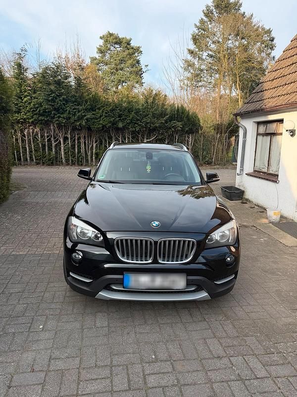 Gebraucht BMW X1 143 PS (105 kW) 2012 Schwarz SUV