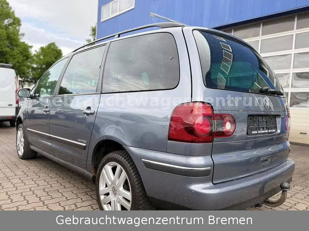 Gebraucht VW Sharan United 140 PS (102 kW) 2009 Grau Van / Kleinbus