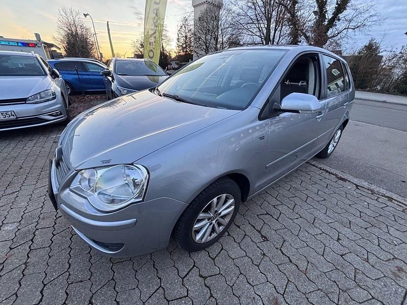 Silber Gebraucht 2009 VW Polo Comfortline Limousine | 1.650 € (Superpreis) - Bild 1/4