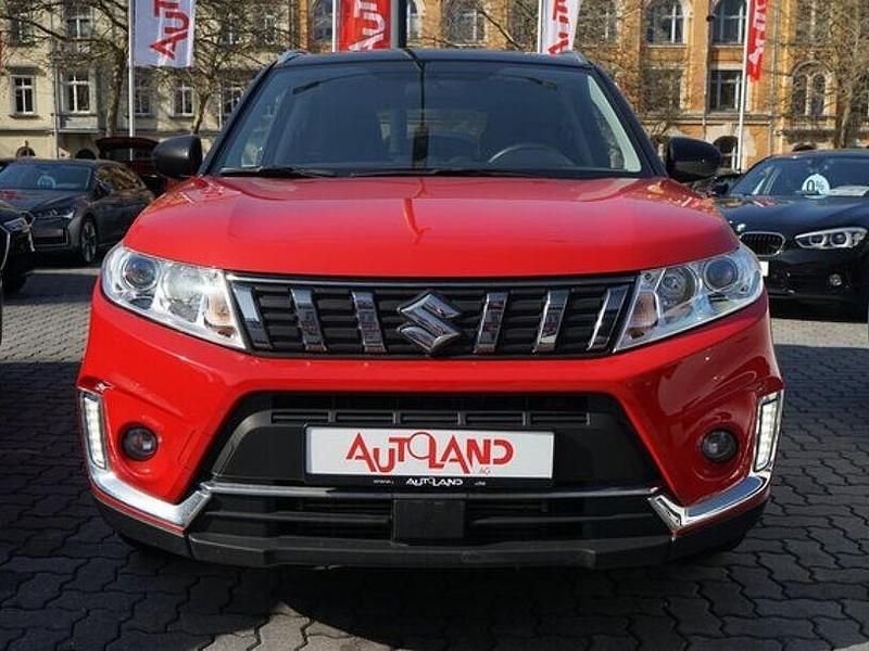 Gebraucht Suzuki Vitara 140 PS (102 kW) 2018 Rot SUV