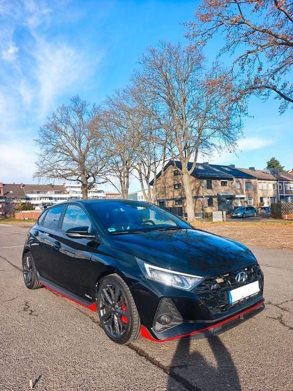 Schwarz Gebraucht 2022 Hyundai i20 N Performance Limousine | 23.000 € (Fairer Preis) - Bild 1/4