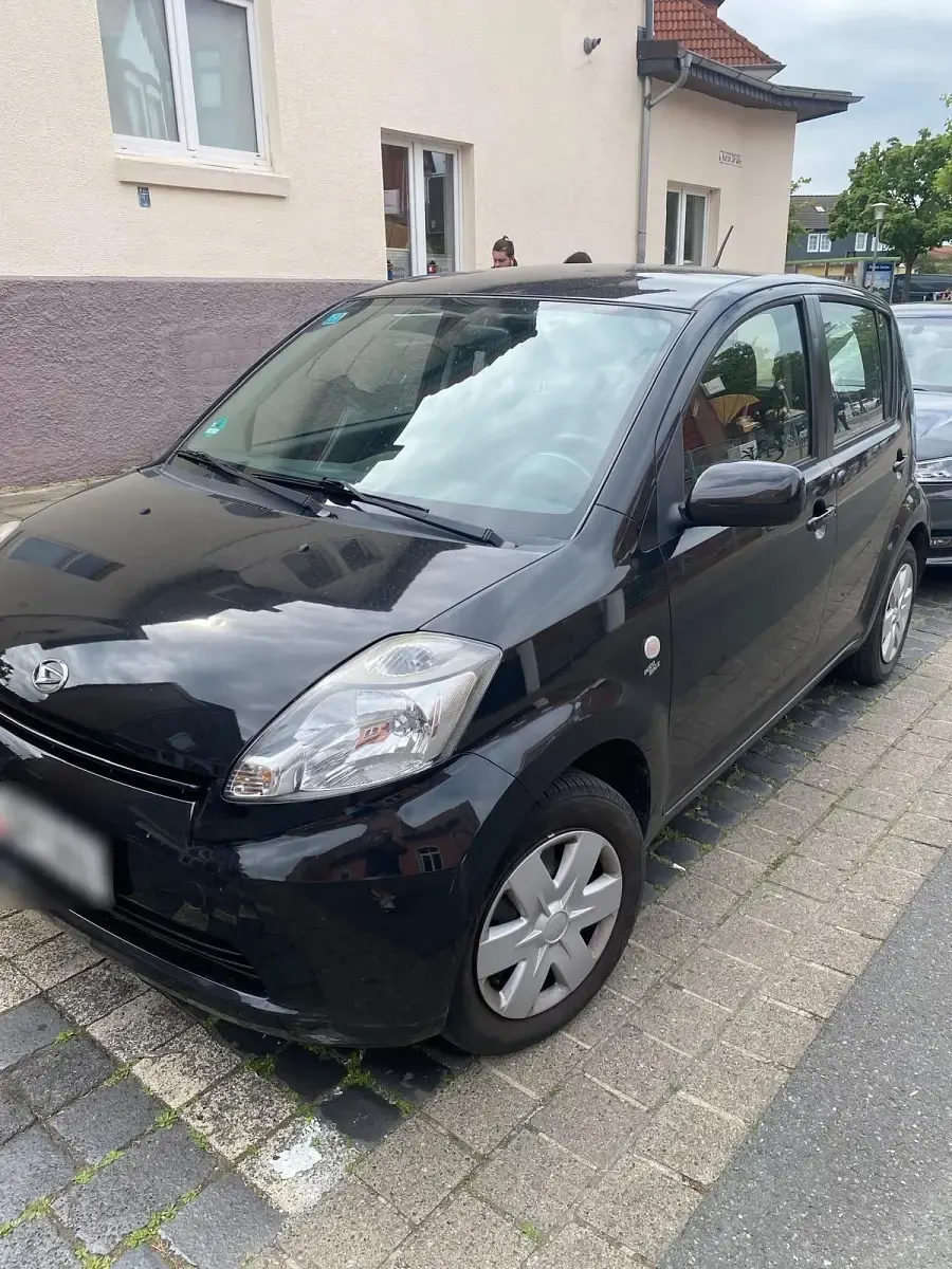 Gebraucht Daihatsu Sirion 71 PS (52 kW) 2007 Schwarz Kleinwagen