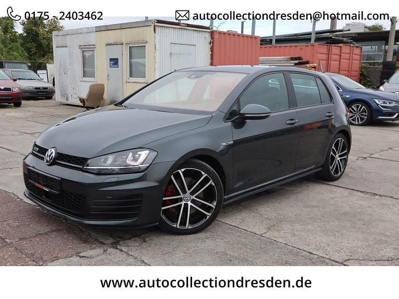 Grau Gebraucht 2015 VW Golf VII GTD Limousine | 11.999 € (Guter Preis) - Bild 1/4