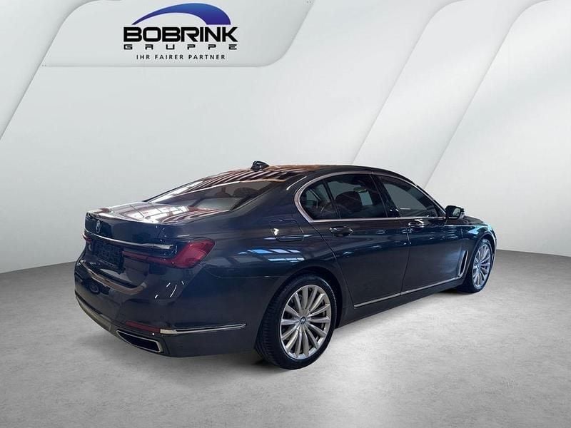 Gebraucht BMW 730 265 PS (194 kW) 2020 Grau Limousine