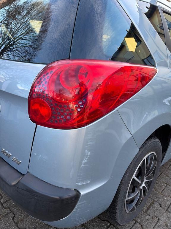 Gebraucht Peugeot 207 73 PS (53 kW) 2010 Blau Kombi